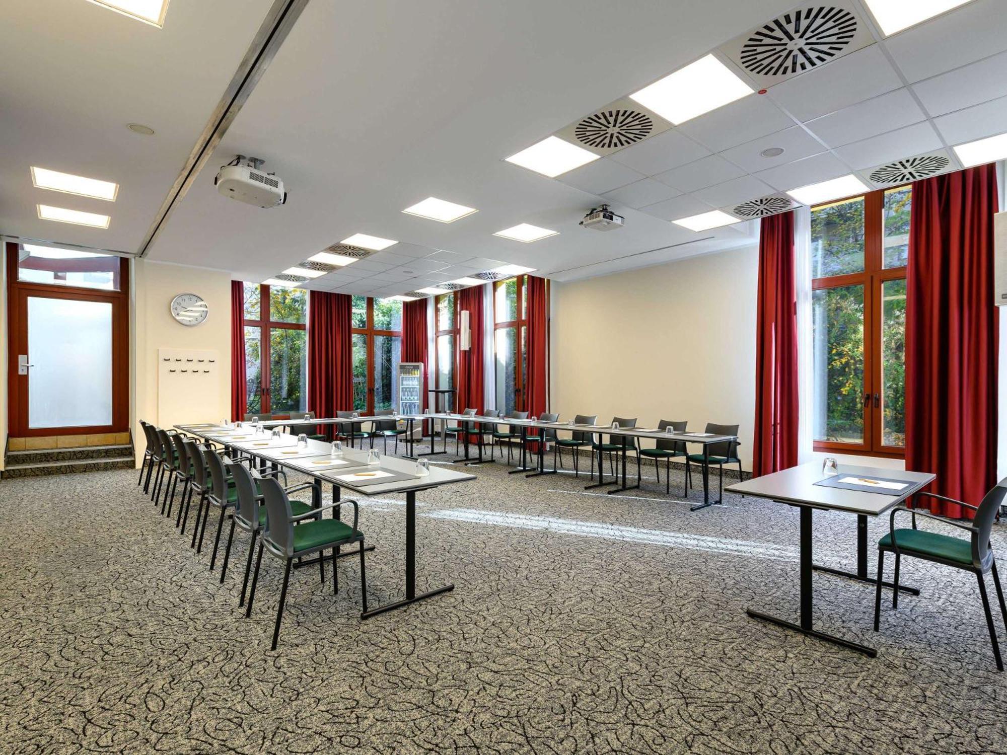 Hotel Mercure Altstadt 4*